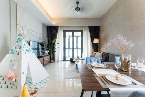 WIFI 100mbps _5min walk to Pavillion_Netflix_2pool