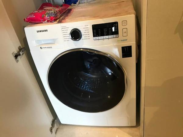 Vortex Suites KLCC by Luna