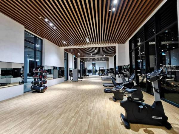 Kenwingston Avenue 2R2B KLCC View  Infinity Pool