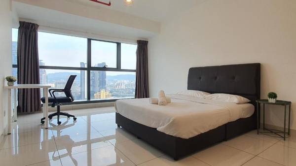 KLCC  3 Towers Duplex Office Suites [6 Pax]