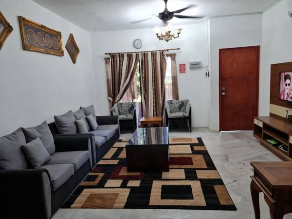 EudoraPlace Puchong Homestay