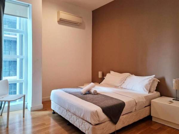 SS Service Suites At Platinum