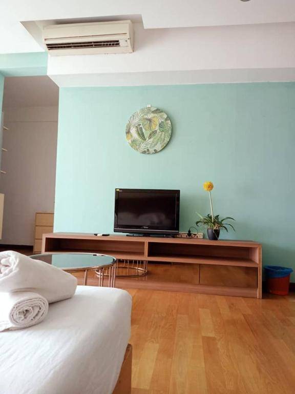 REGALIA SUITE & RESIDENCE 14
