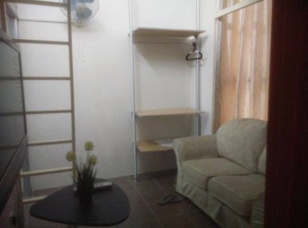 Mini Studio 8 Sg Besi LRT Kuala Lumpur