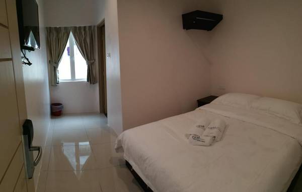 First Guest House Cheras