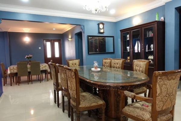 Bangi Kajang Corner House