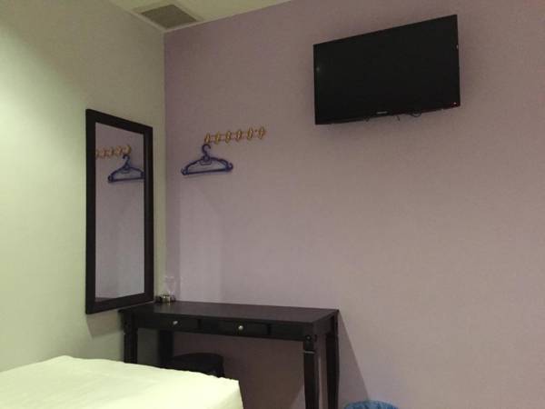 Tas Sakura Budget Hotel