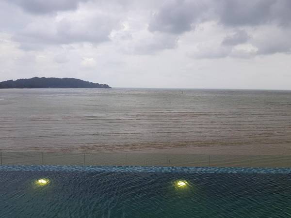 Seaview Sunrise Soundwave Windy Romantic Gateway