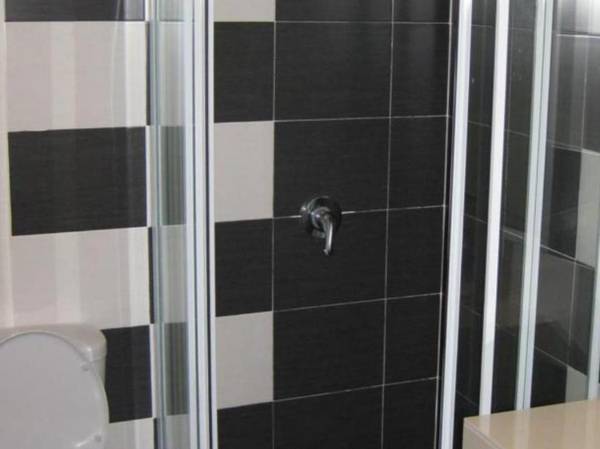 Misty Apartments@Iris House Resort