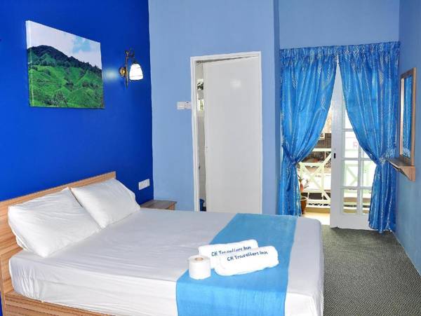 CH Travellers Inn