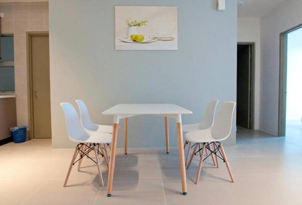 DreamScape Apartment @ Golden Hill