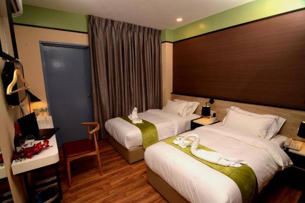 Golden Roof Hotel Seri Iskandar