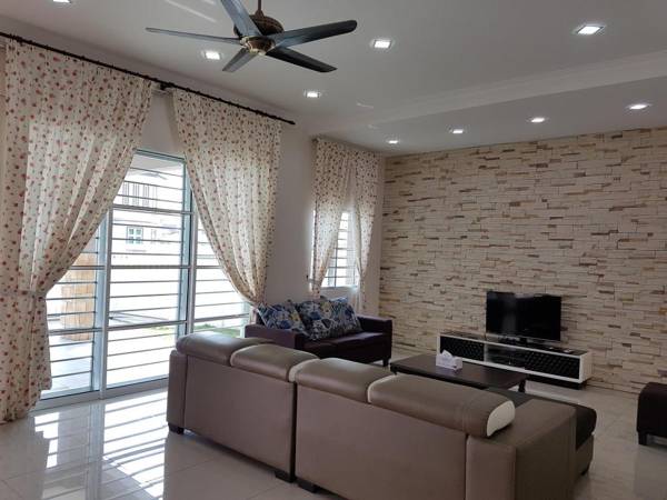 Sitiawan Vacation Home Clean Spacious New Semi D
