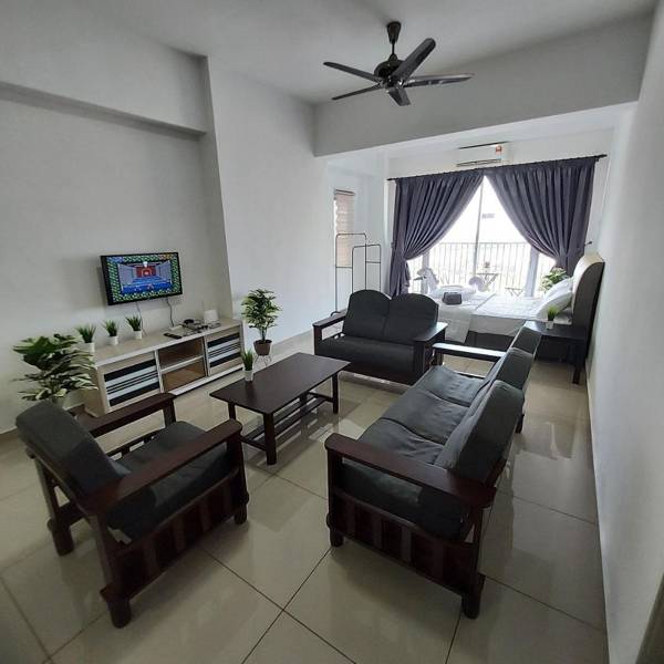 Infinity 3 @ Swimming Pool @ 13 Pax Free Wifi