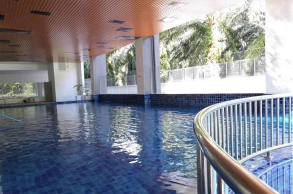Infinity 3 @ Swimming Pool @ 13 Pax Free Wifi