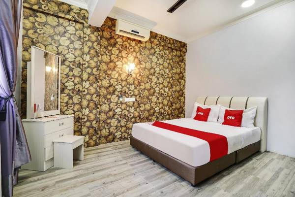 Capital O 90490 Zaques Hotel 