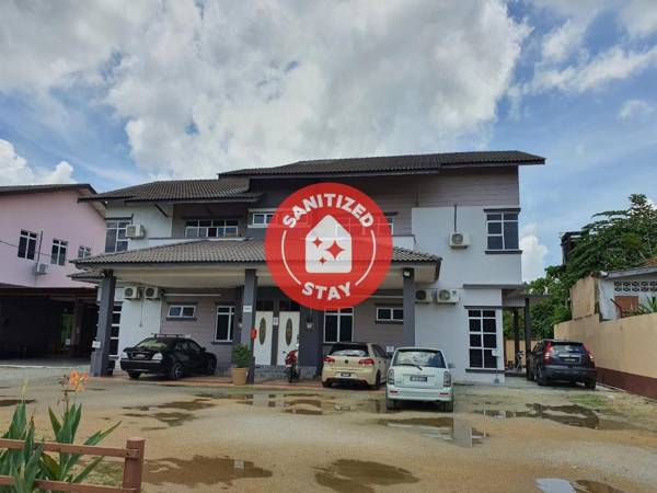 OYO HOME 90280 Darussalam Homestay