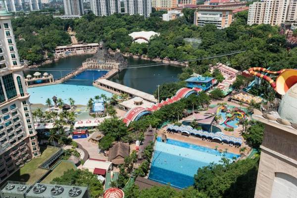 New Town Resort Suites at Pyramid Tower