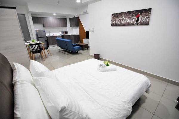 Hyve Soho w Netflix Cyberjaya by IdealHub 1812