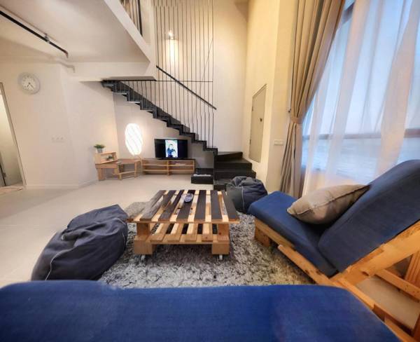 Cyberjaya  Tamarind Loft with Sky Pool & Mall