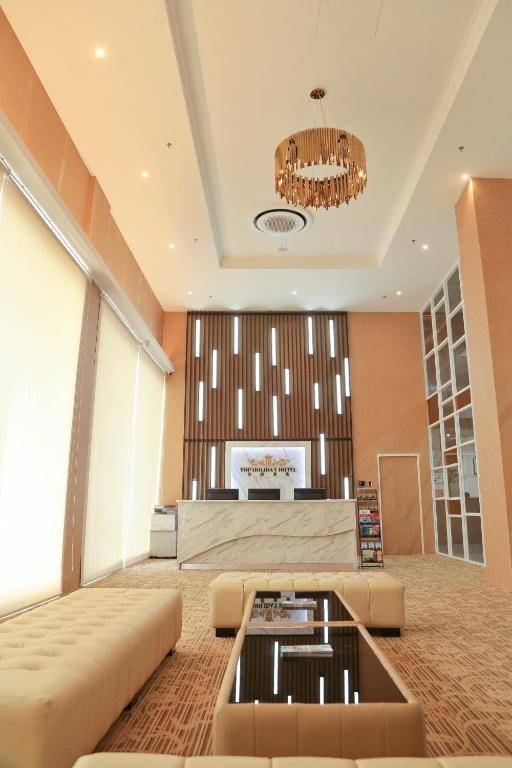 Top Holiday Hotel