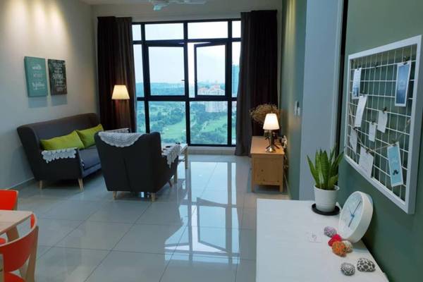 Albert Conezion Golf View Netflix@ IOI Resort City