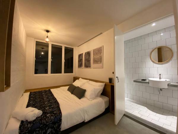 1502A by Mushroom Projects