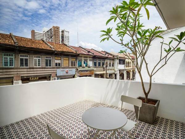 Hutton Central Hotel By PHC