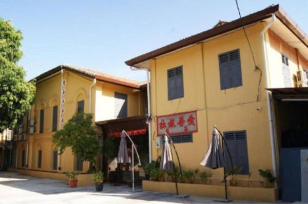 Capital O 90443 Aigoh Hotel