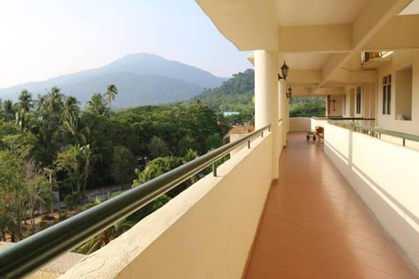 Century Suria Service Apartment - Private Residential 1