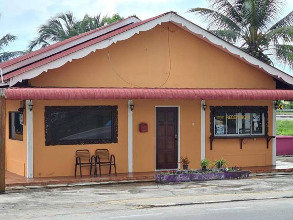 OYO 90561 Awan Biru Motel