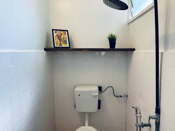 Chenang's blissful cottage step to the beach