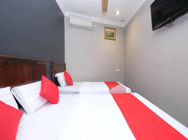 OYO 1190 Nice Stay Hotel