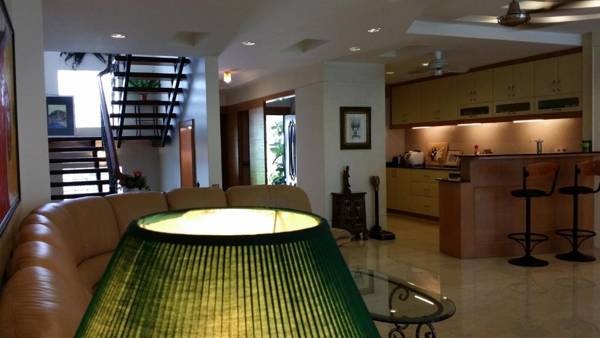 Tropical Sea View & Sunshine