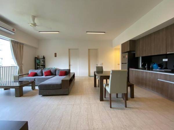 By The Sea @ Luxury Suites Batu Ferringhi