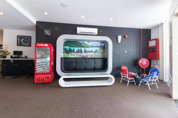 OYO 442 Marvelton Hotel