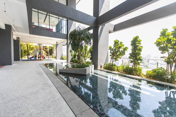 Tropicana Luxury 3BR Suite