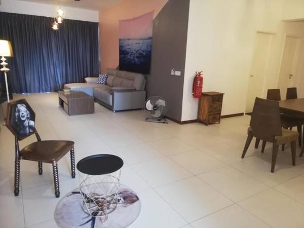 Seaview Landmark 3BR Family Homestay@Gurney