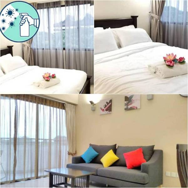 Deluxe PoolView Beach Batu Ferringhi 2 Bedroom 502