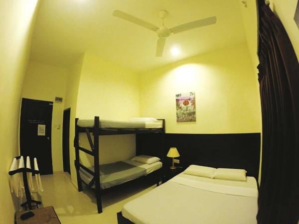 Perhentian Tivoli Inn