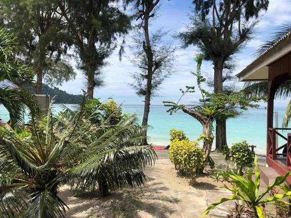 Samudra Beach Chalet