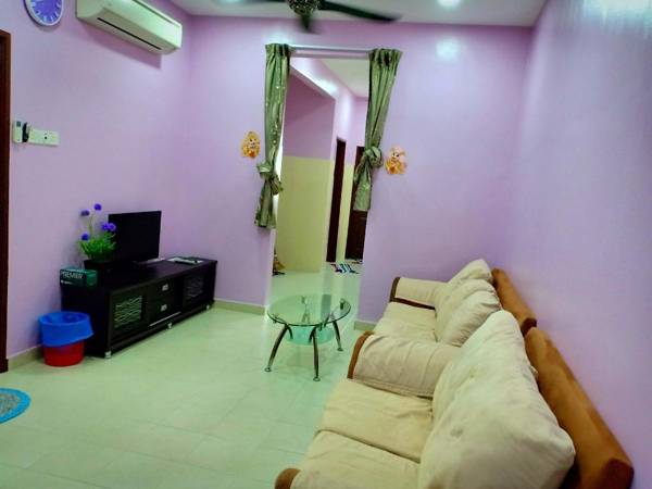 Purple TownHouse 3R2B Homestay Wifi