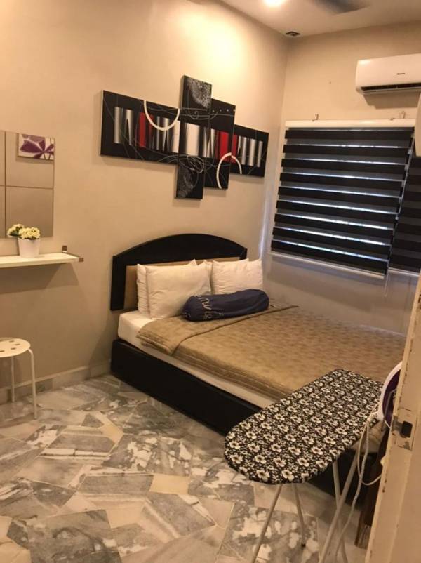 OYO 90358 Homestay Bandar Putra 1