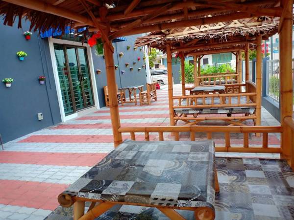 KS Botanic Homestay 14pax 4R2B WiFi 15mns Jetty