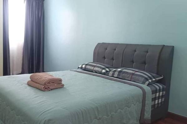 KS 80 Homestay 15pax 4R3B  Wifi near Jetty