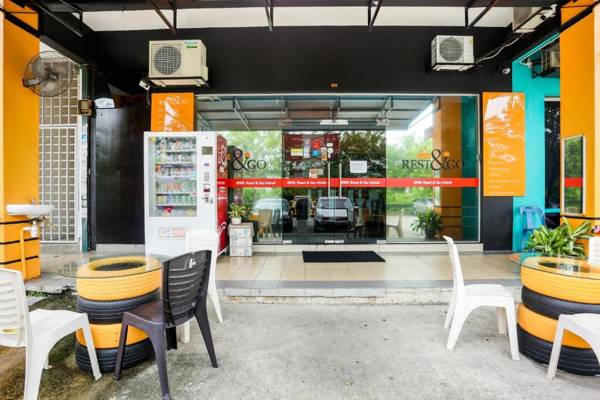 OYO 90460 Hotel Kl2f Rest & Go