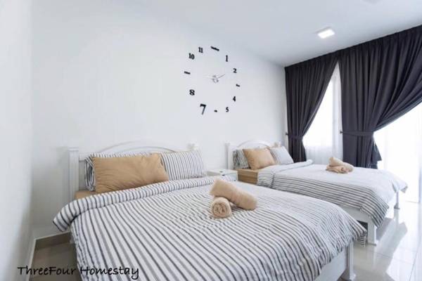 Studio Room next to SCCC at Trefoil Setia Alam for 2-4 pax