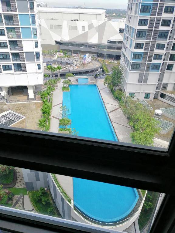 Happy Holiday Suite @ I-City