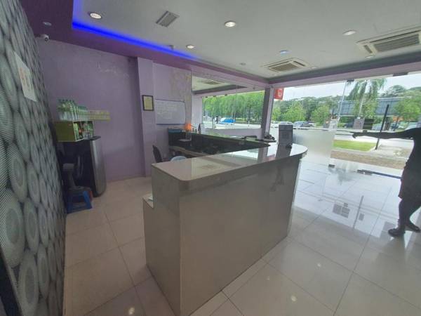 OYO 90177 Byond Hotel