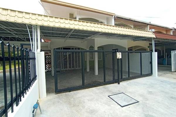 OYO Home 90189 Sibu Wedding Homestay2u